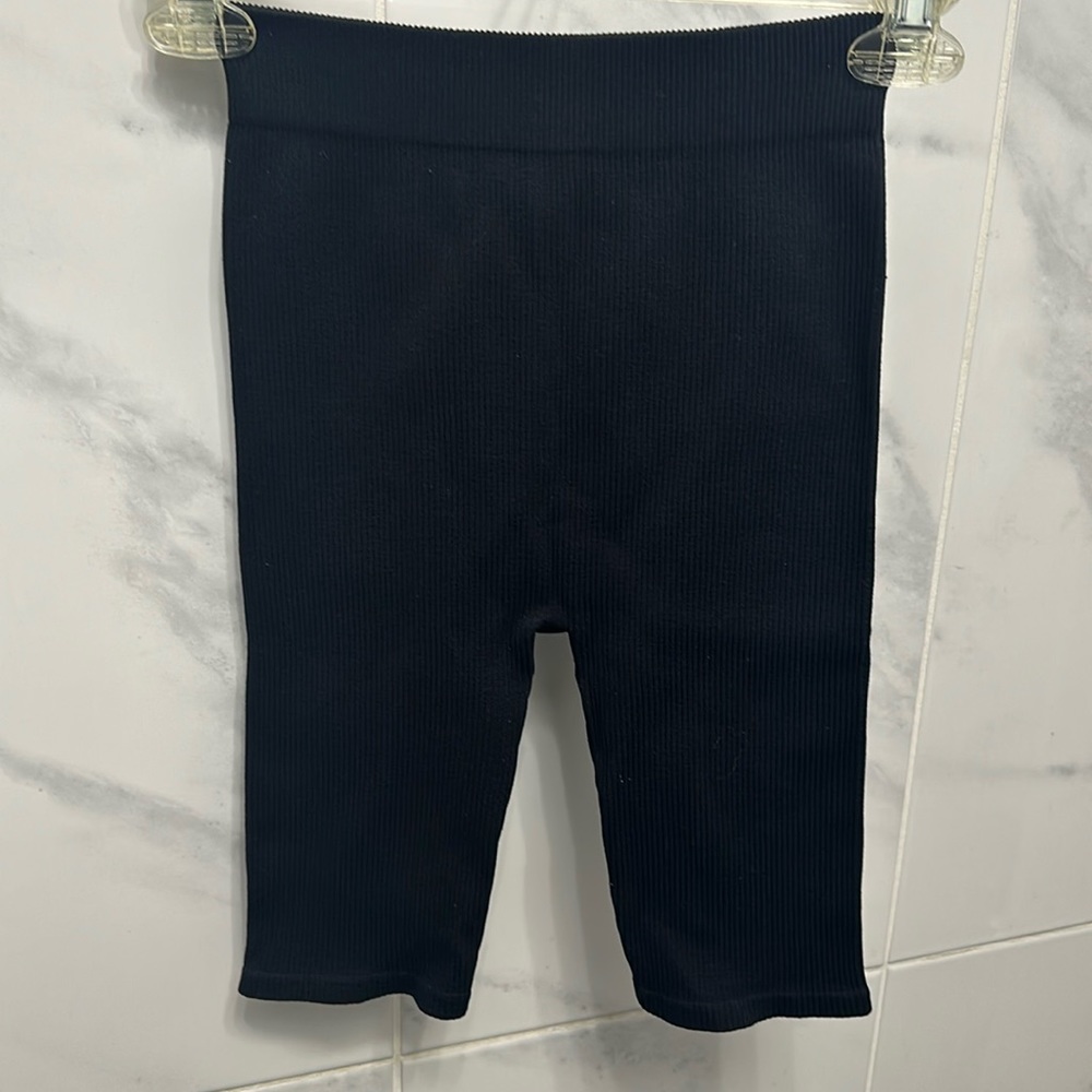 Ribbed biker shorts
